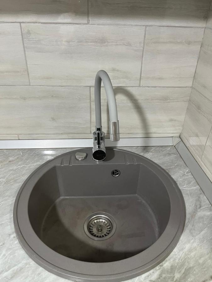 Home Sweet Home Apartment With 3 Rooms Buzău Esterno foto