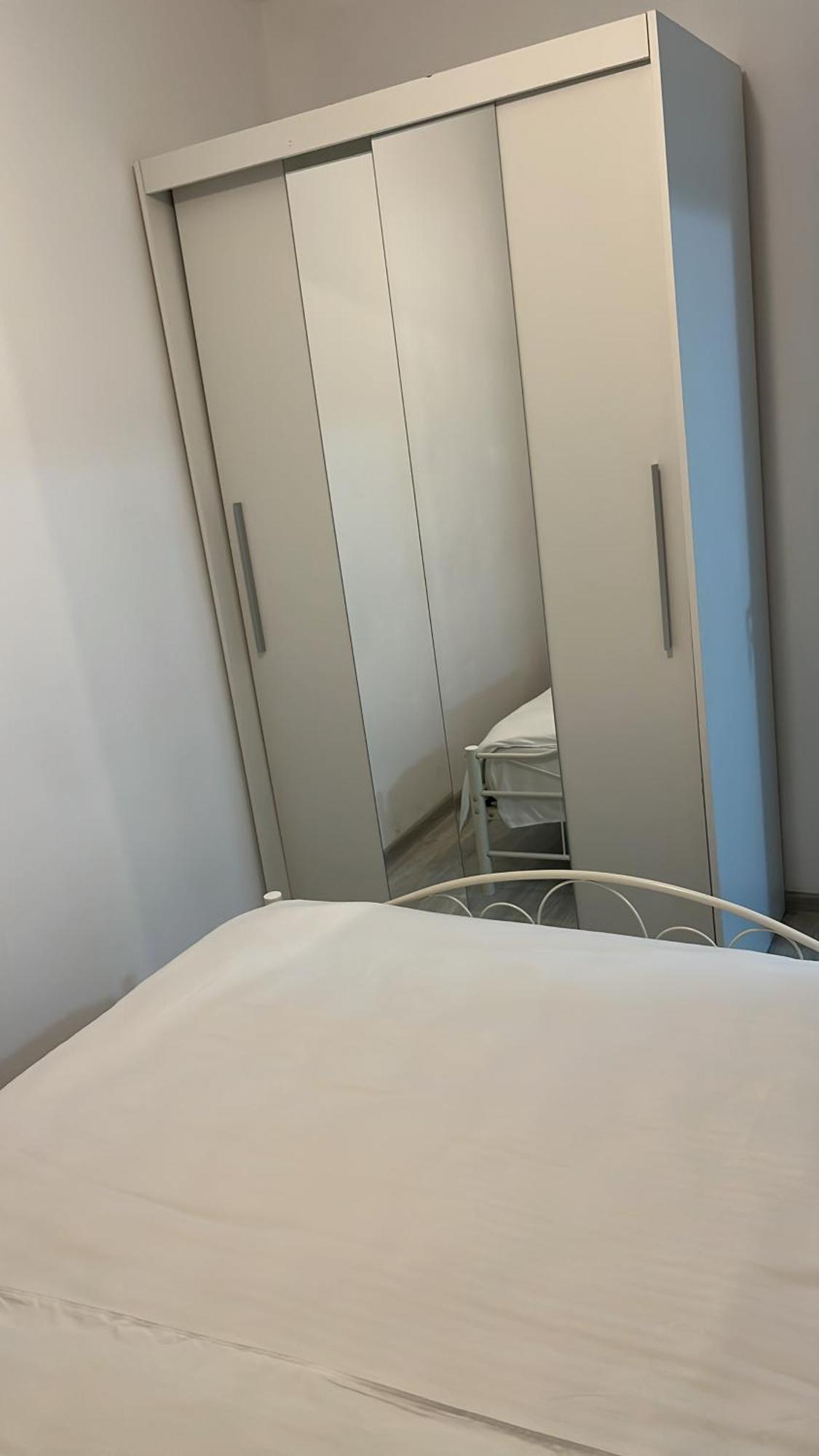 Home Sweet Home Apartment With 3 Rooms Buzău Esterno foto